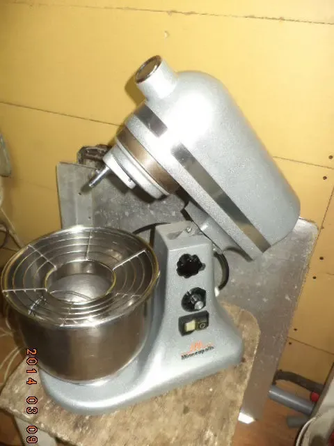Кремовзбивальная машина Sigma, б у в рабочем состоянии. 3