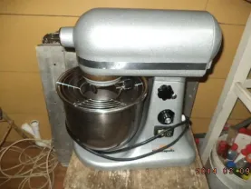 Кремовзбивальная машина Sigma, б у в рабочем состоянии.