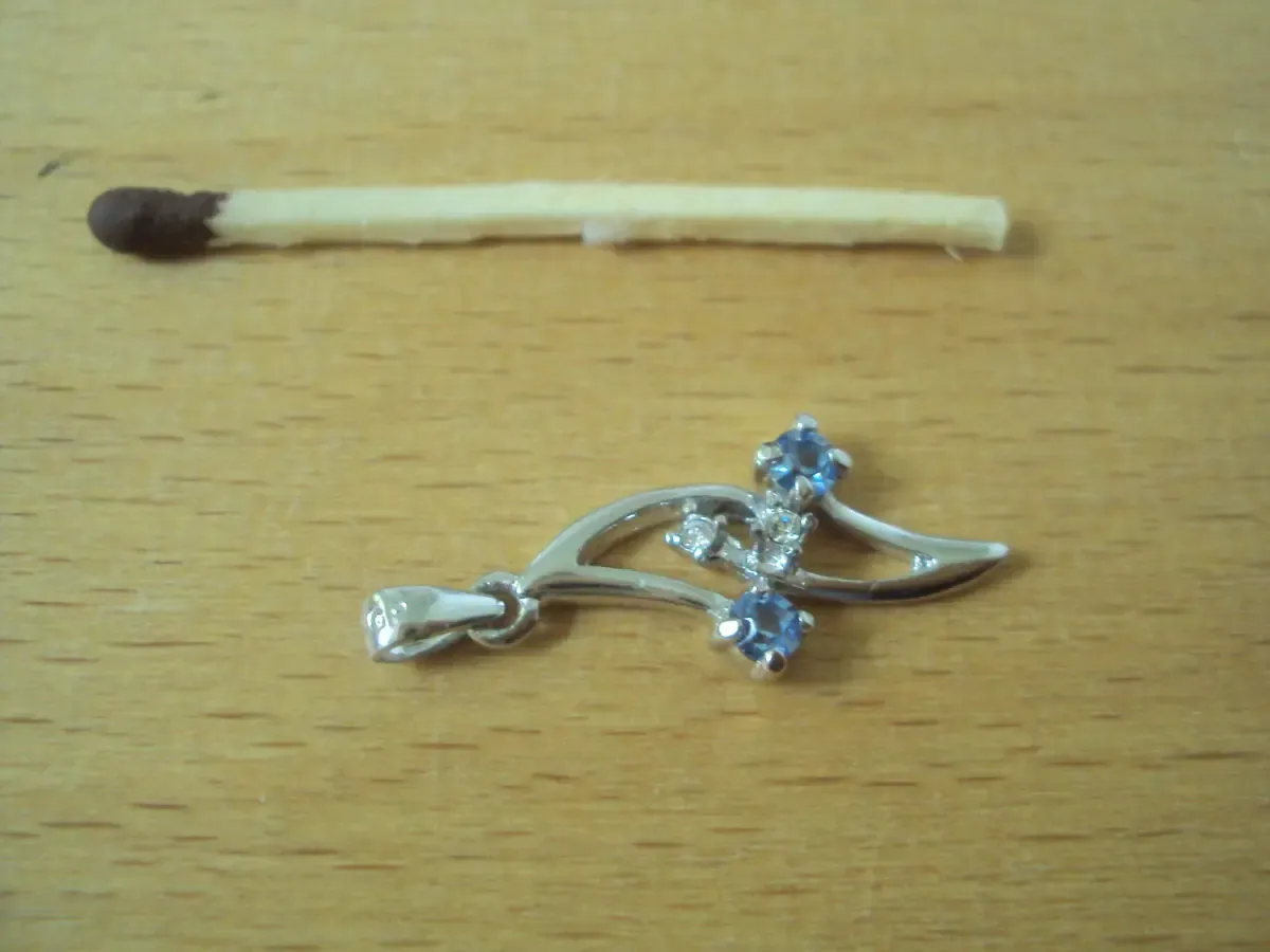 Кулон позолоченный белым золотом 3