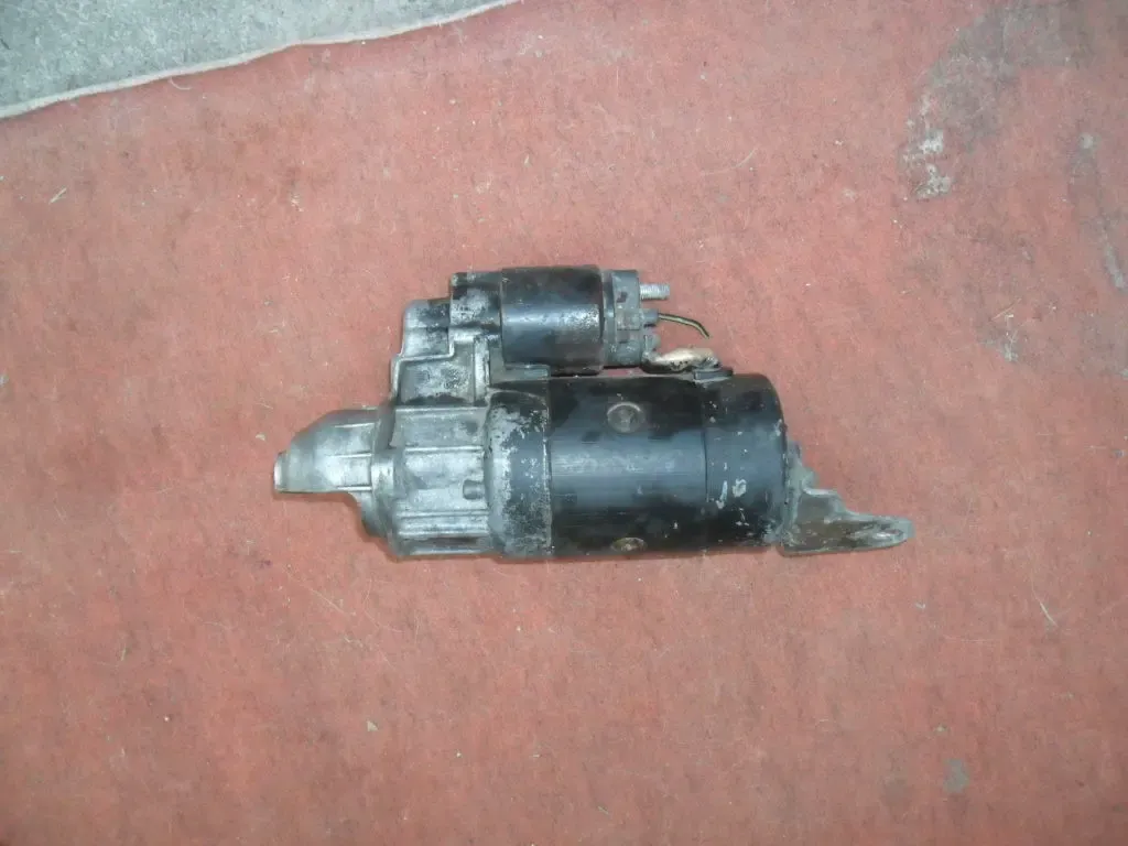 Стартер Бош 0001218134 / БМВ-RANGE ROVER-Опель Омега Б (дизель) 2