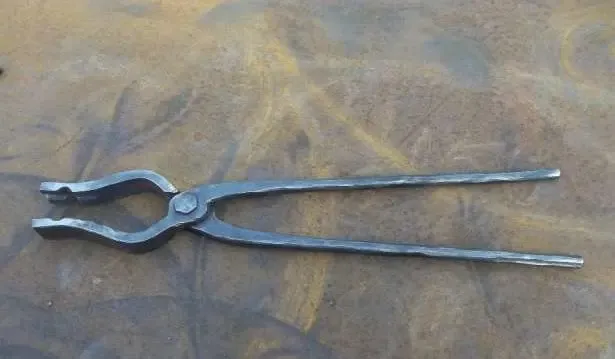 Клещи кузнечные универсальные 3