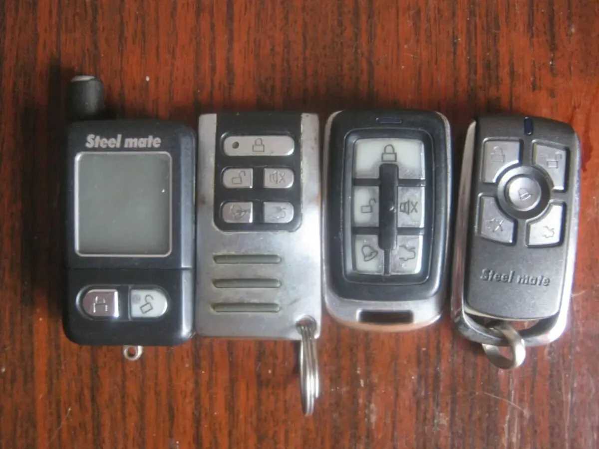 брелок пульт автосигнализации Steelmate ( Стилмейт )