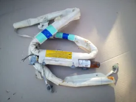 Подушка безопасности левая потолка Chevrolet Cruze 13251651