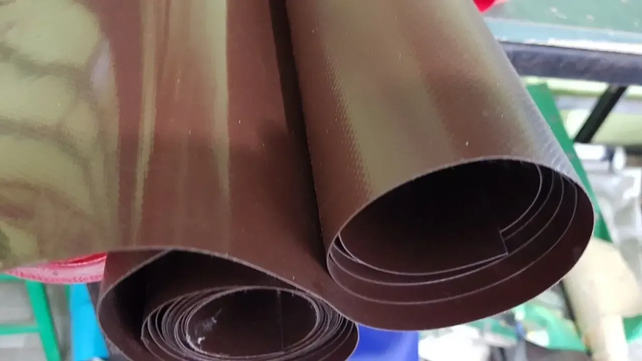 Армированная ткань ПВХ. Цвет - в ассортименте. 8