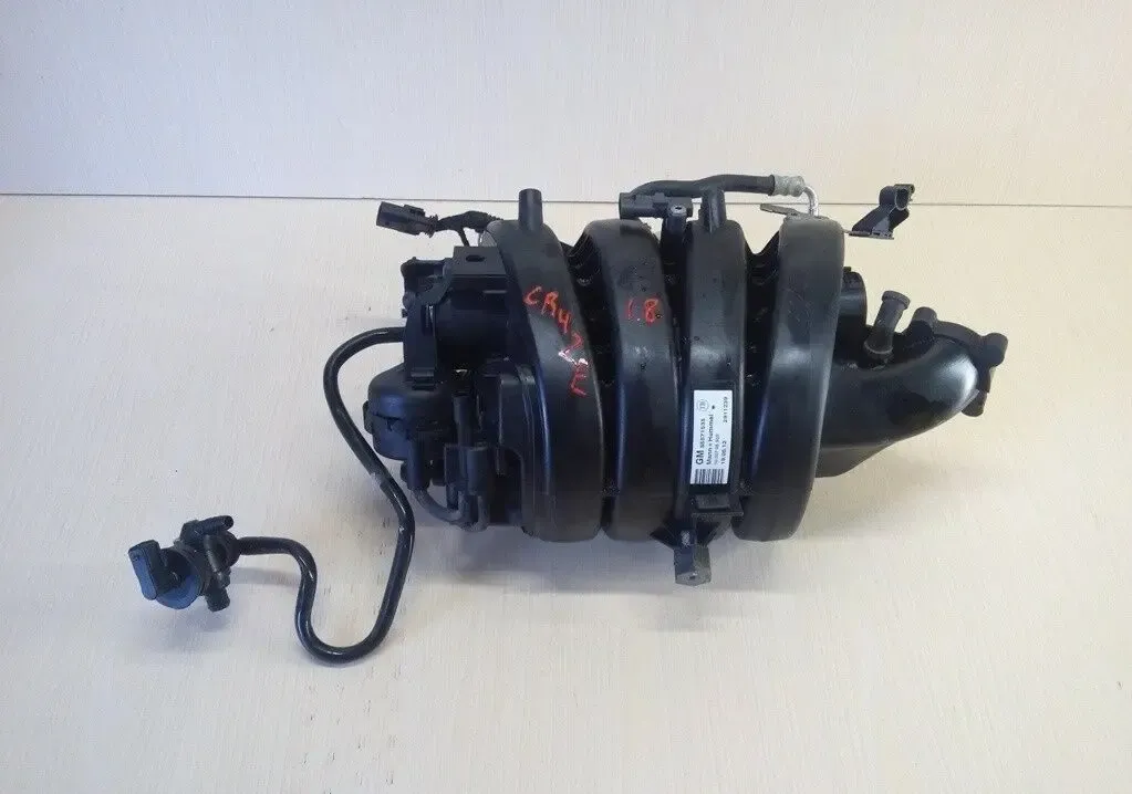 Коллектор впускной Chevrolet Cruze 1.8 бензин