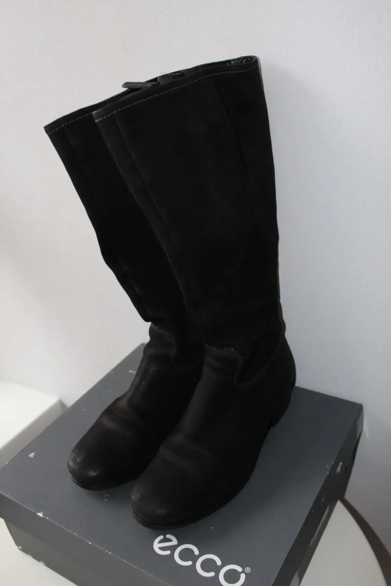 Сапоги, деми, ECCO, р 37, кожа, нубук, снижена цена 8