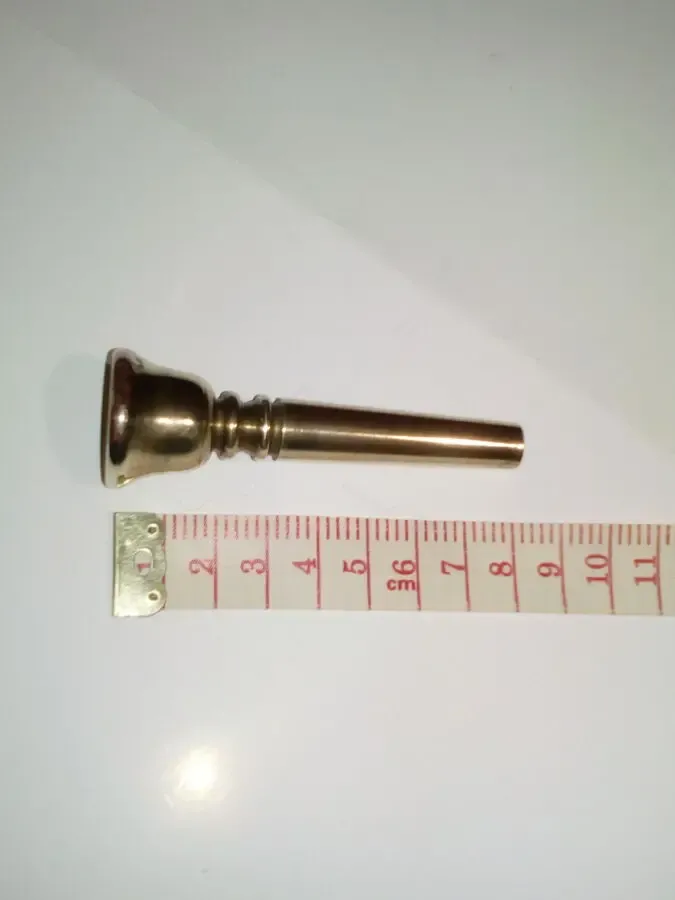 Мундштук для трубы 5