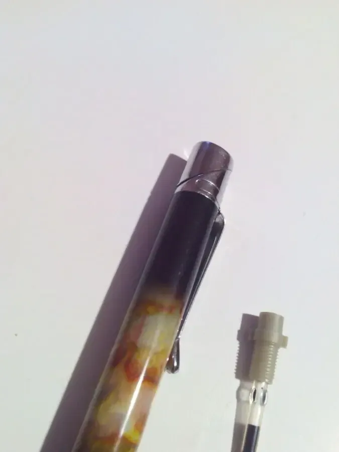 Ручка зажигалка 4