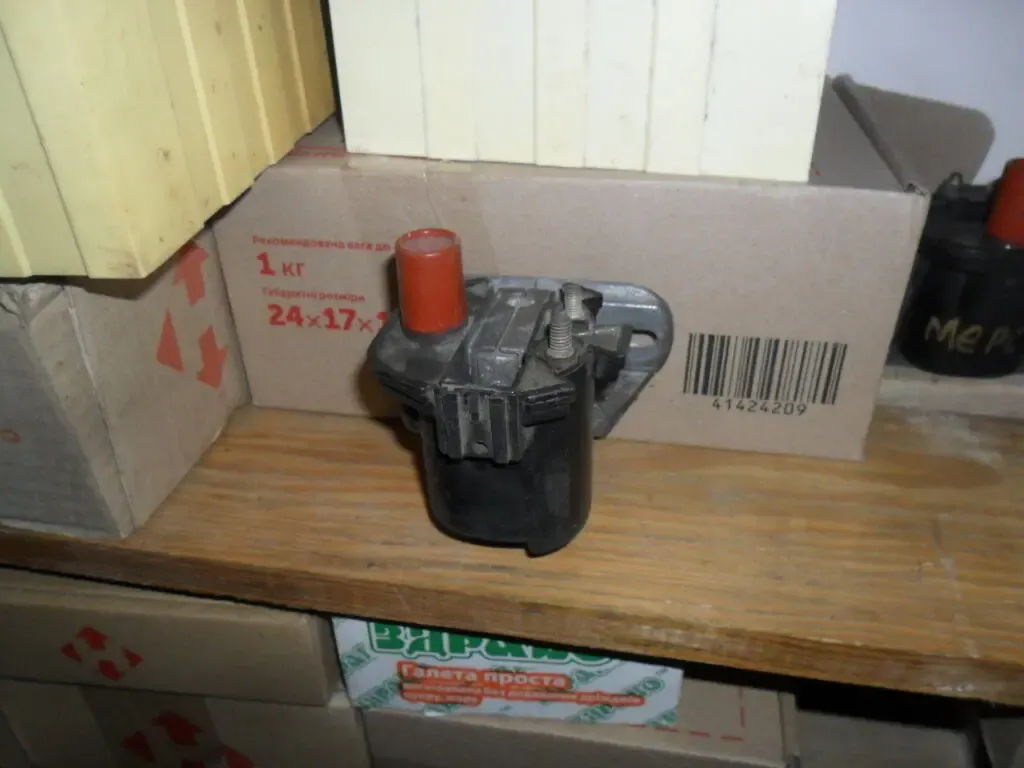 Катушка зажигания Мерседес, Mercedes 0001585603, BOSCH 0221501374 6