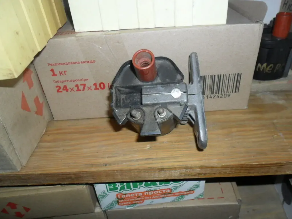 Катушка зажигания Мерседес, Mercedes 0001585603, BOSCH 0221501374 2