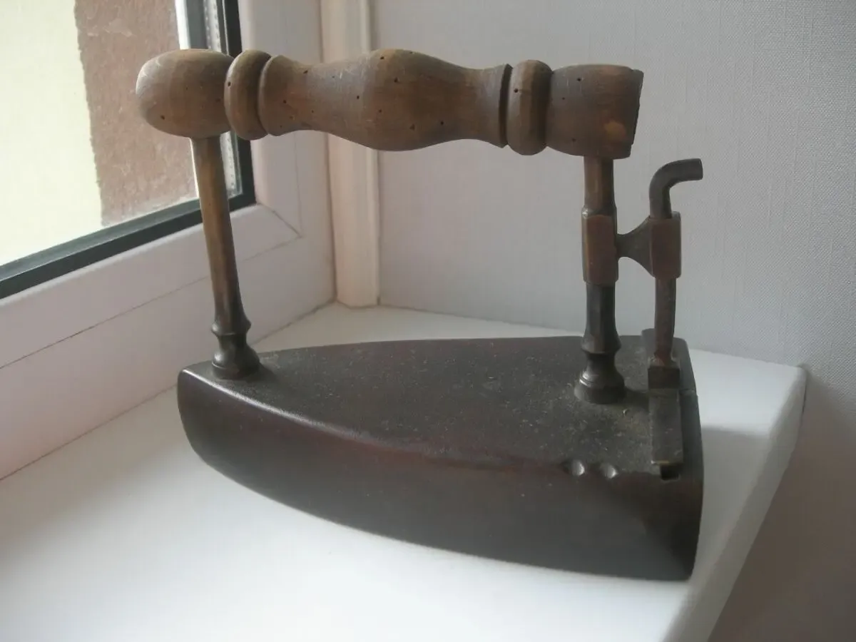 Антикварный утюг, бронза, бронзовый, Дания 2