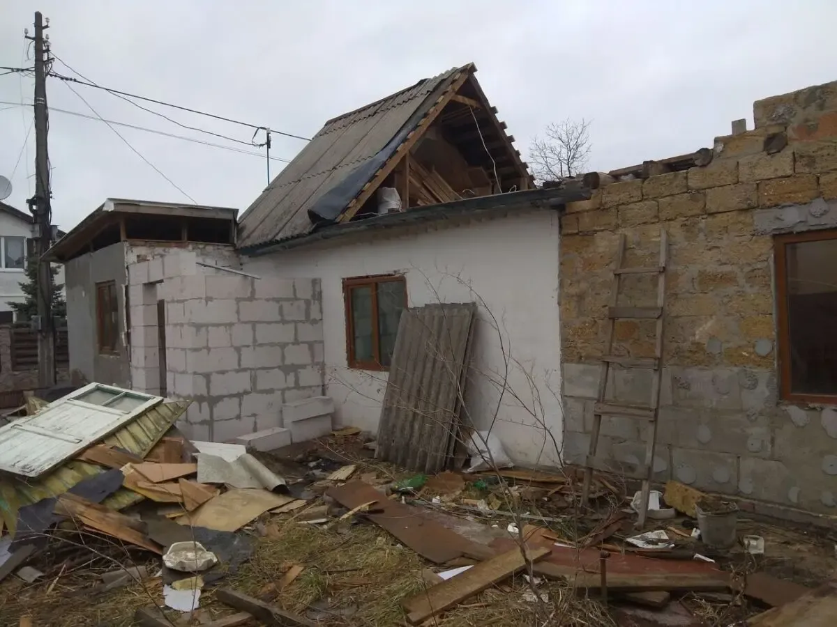 Демонтаж шиферной крыши 6