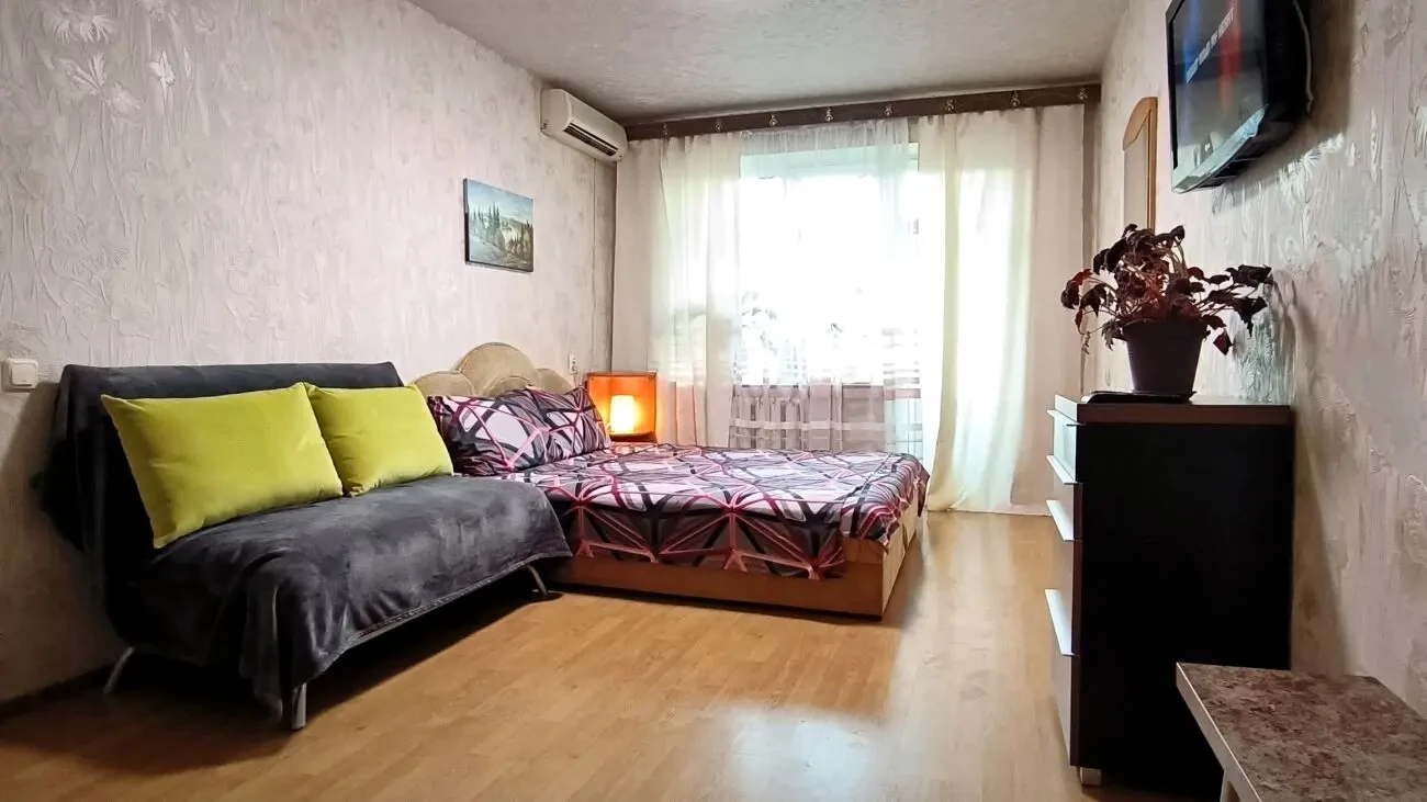 Посуточно ж/м Солнечный, ТЦ Вавилон, wi-fi. Почасово. Ул. Бехтерева!