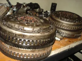 Коробка передач Демпфер Корзина Сцепление VOLVO V40 S40 1.9 DTI Вольво