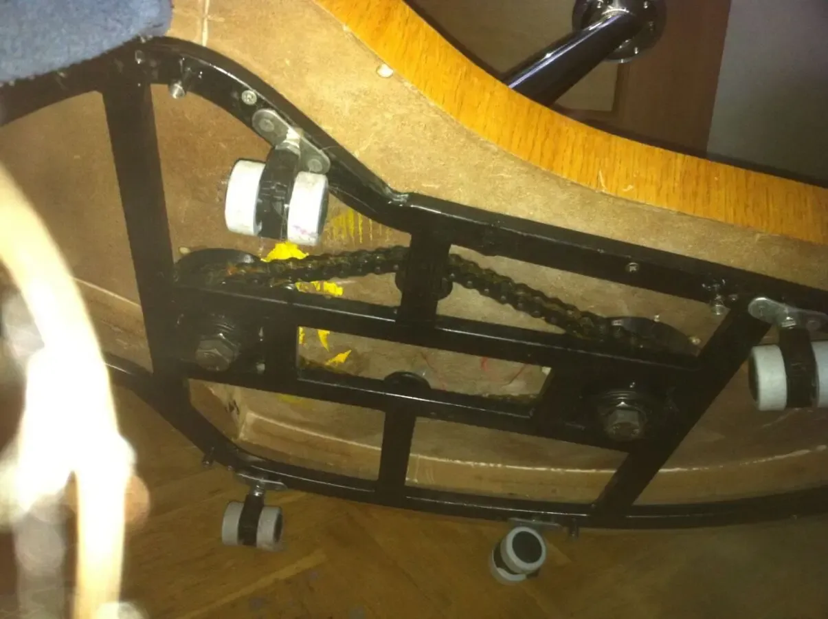 Предлагаю стеклянный фуршетный стол, эксклюзив 8