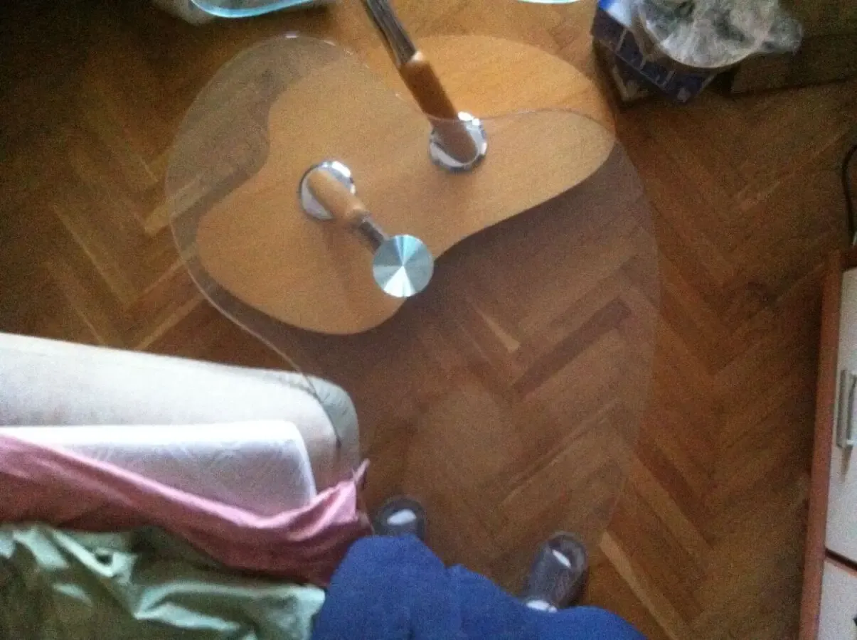 Предлагаю стеклянный фуршетный стол, эксклюзив 5