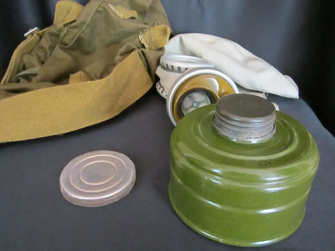 Противогаз. СССР. Новый 4