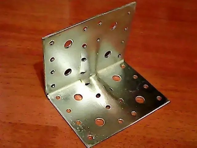 Уголок крепежный и пластины  в асортименте 2