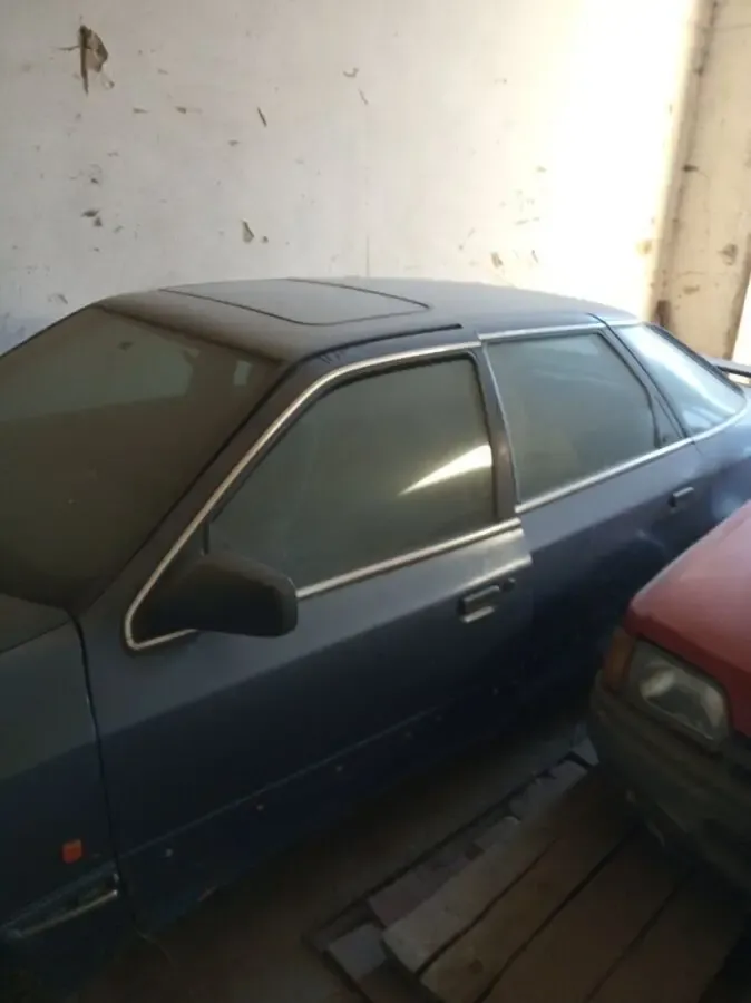 Стекло Форд Скорпио 85-93г.в. в ассортименте , оригинал