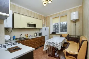 Двох кімнатна квартира в Трускавці біля бювету