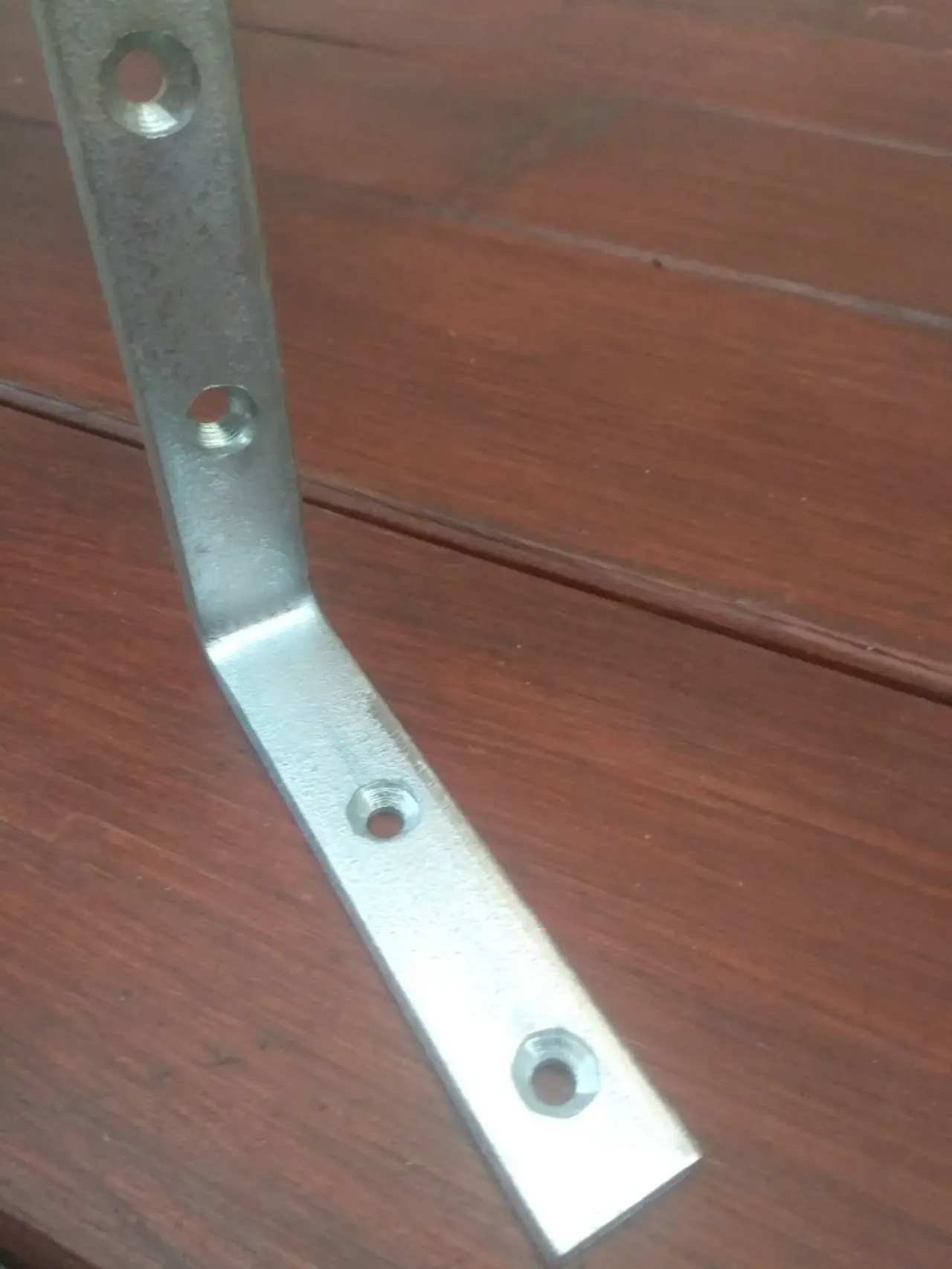 куточок кріпильний товщина 4 ммх100х100х20