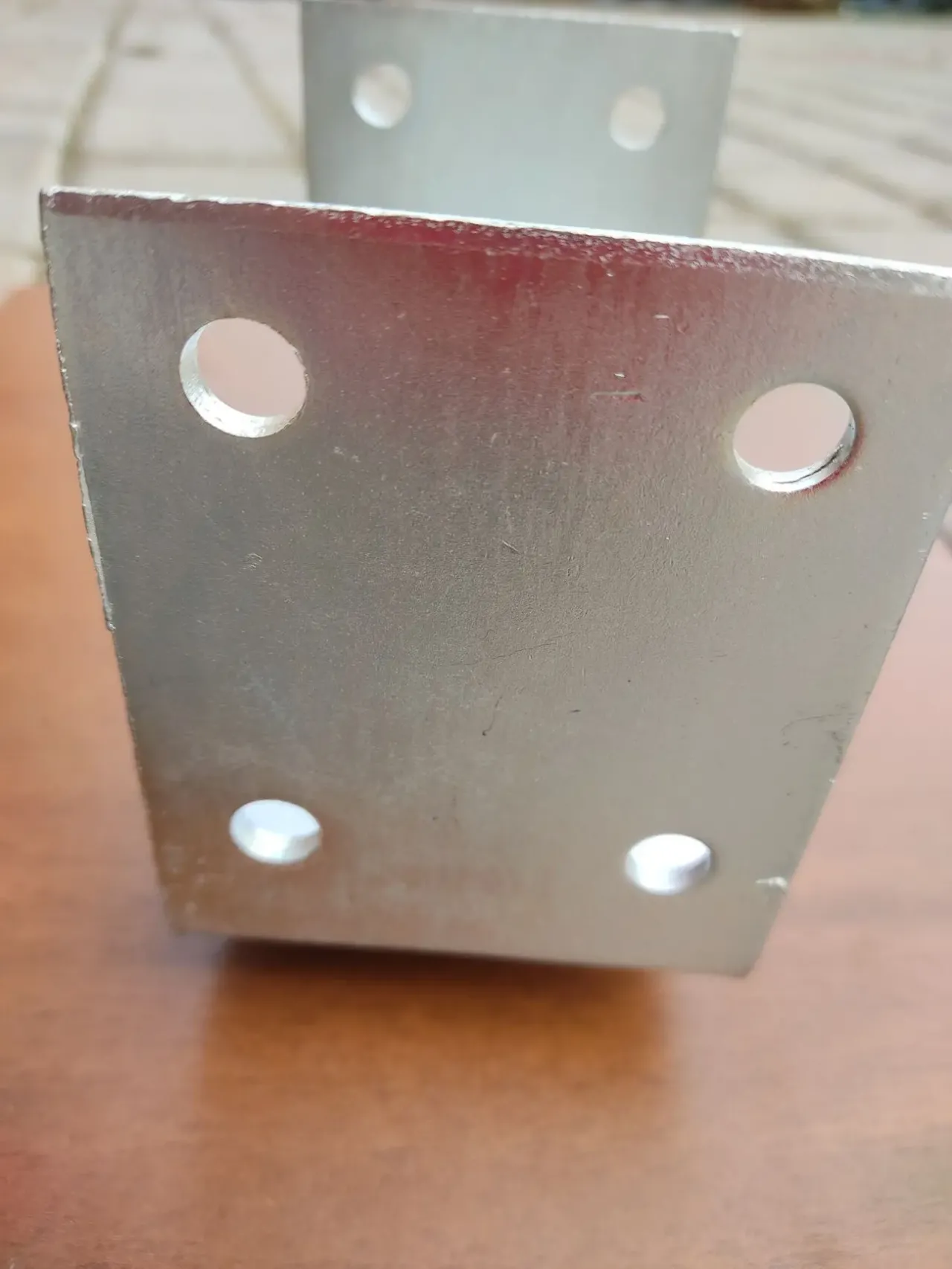 кронштейн колони опора закладна  під залив бруса  100х100х100х4м 4