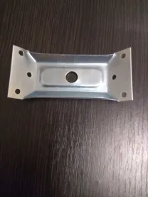 кріплення ножки стола стяжка  уголок  50мм  бобишка цинк