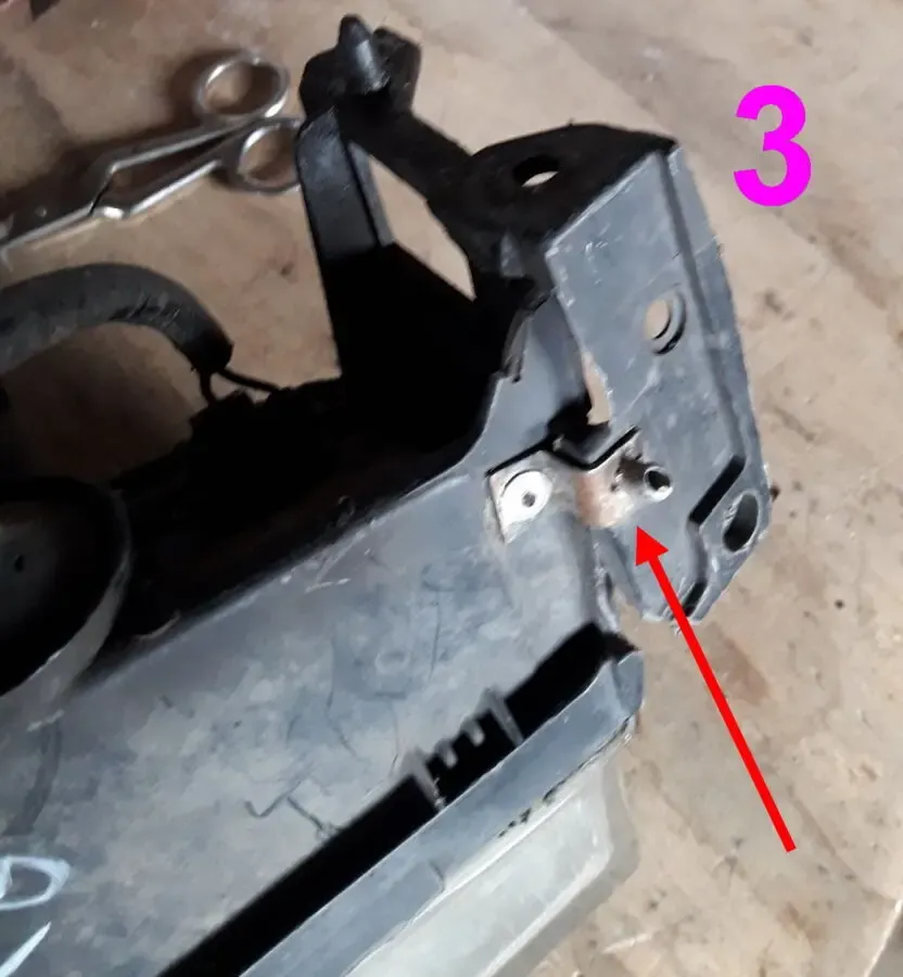 Фары передние  Mazda 626 Gd 3