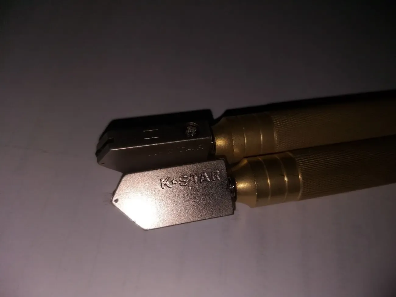 СТЕКЛОРЕЗ K-STAR (копия). 3