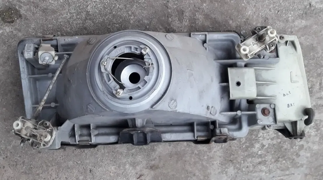 Фары передние Nissan Sunny  Coupe B-12 86-91 г 2