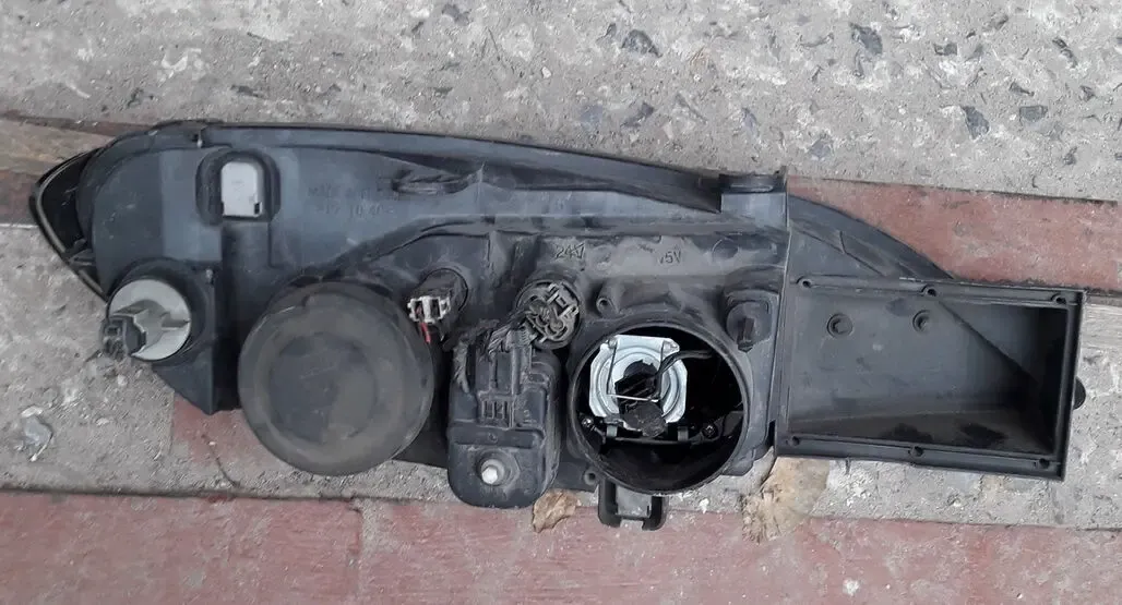 Фары передние  Nissan Primera P-11 3