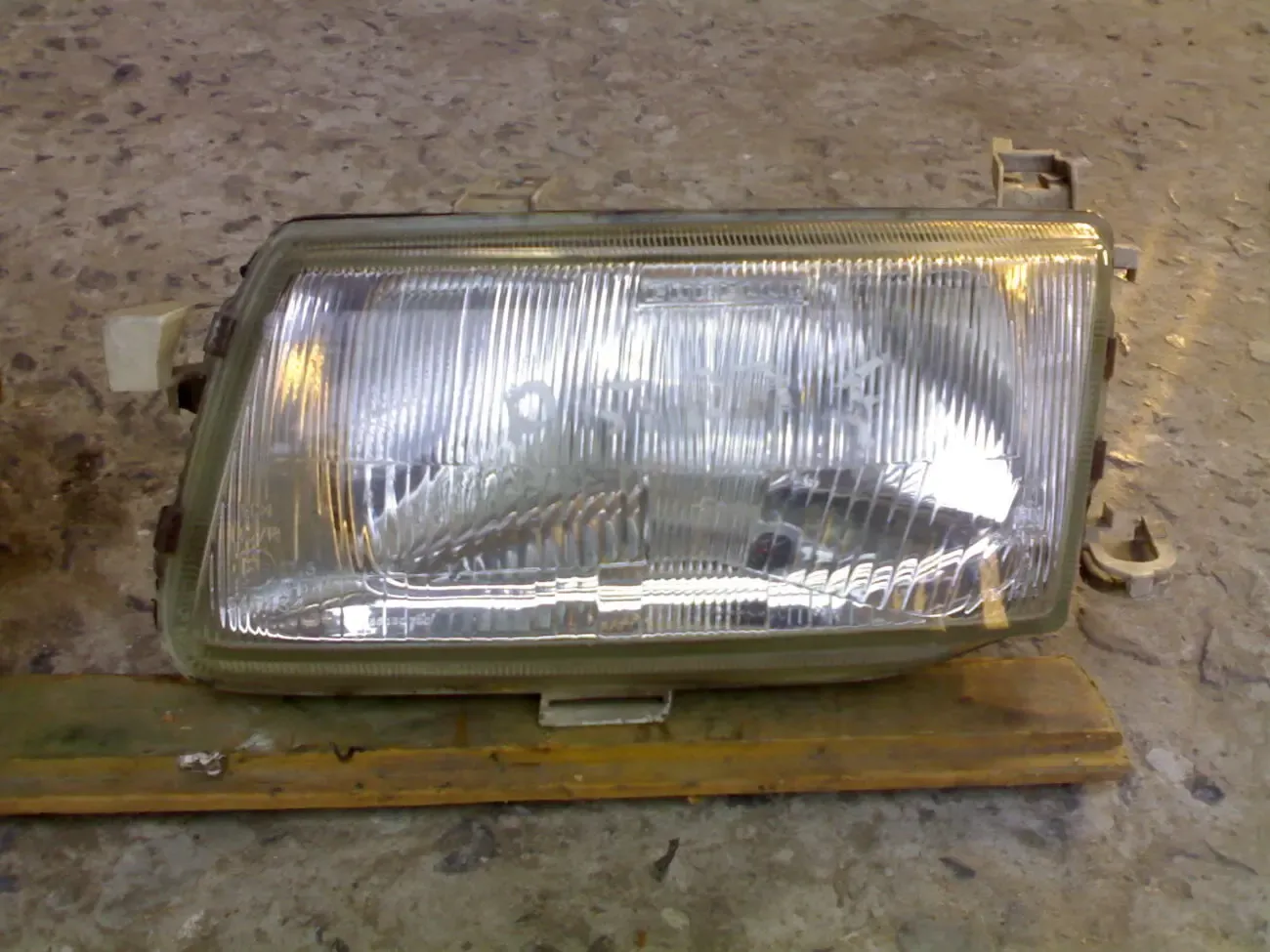 Фары передние Opel Astra-f 4