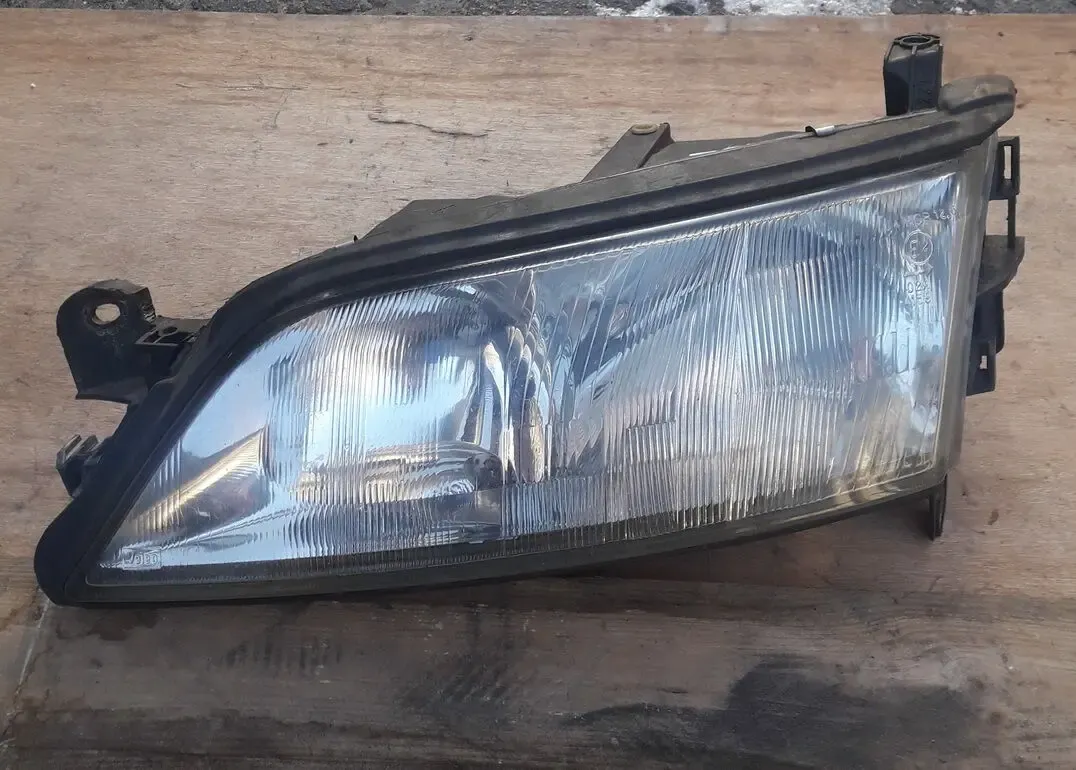 Фары передние  	opel Vectra-b 2