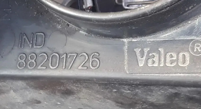 Фары передние  	opel Vectra-b 3