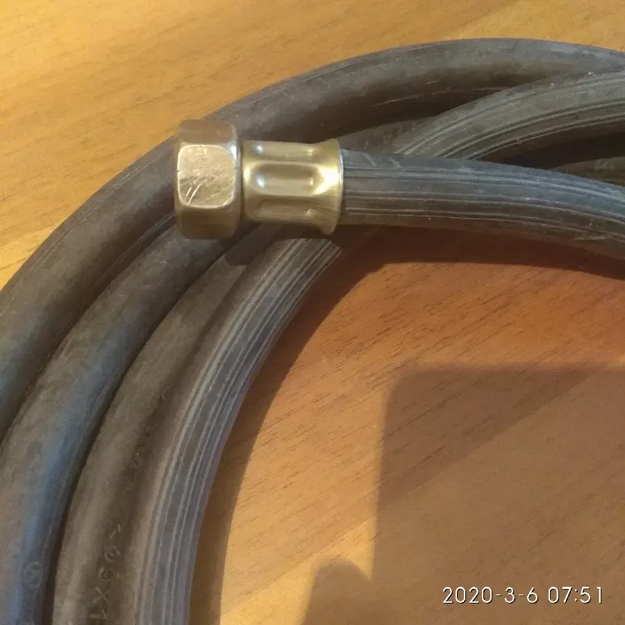 Газовый шланг .5 метров.