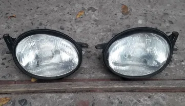 Фары передние  Toyota Corolla е-11 97-02 г
