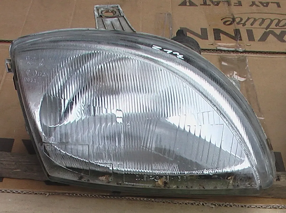 Фары передние  Fiat Seicento 3