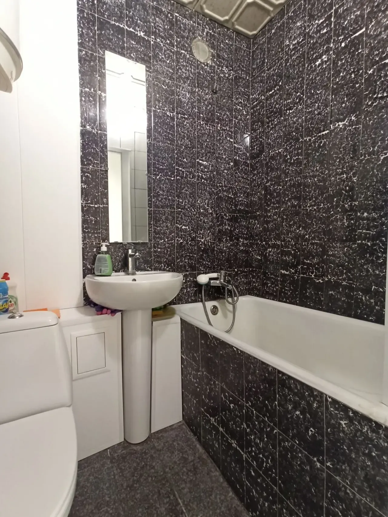 Час, сутки, неделя, месяц! Левый берег! Ж/м Солнечный, пр.Слобожанский 10