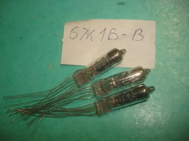Лампа  ДРШ  и     фотоэлемент   Ф - 1 9