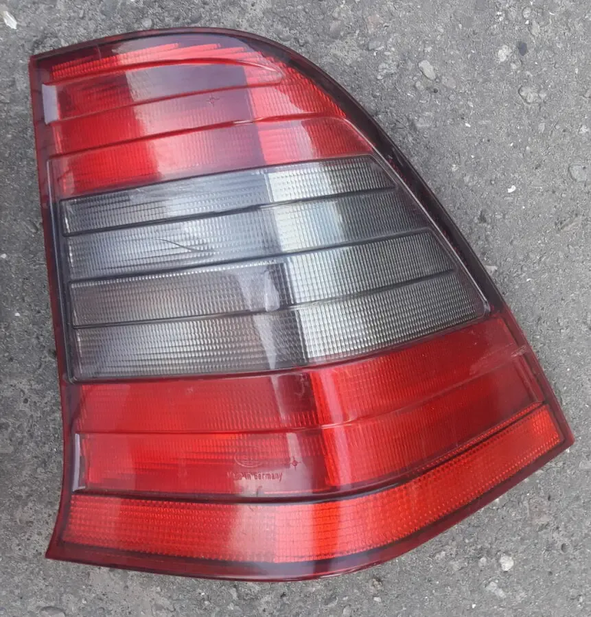 Фонарь задний (стопы) Mercedes 202 2