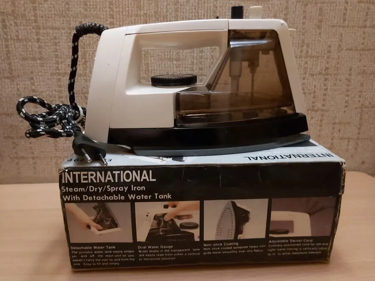 Утюг Internathional EC-1200