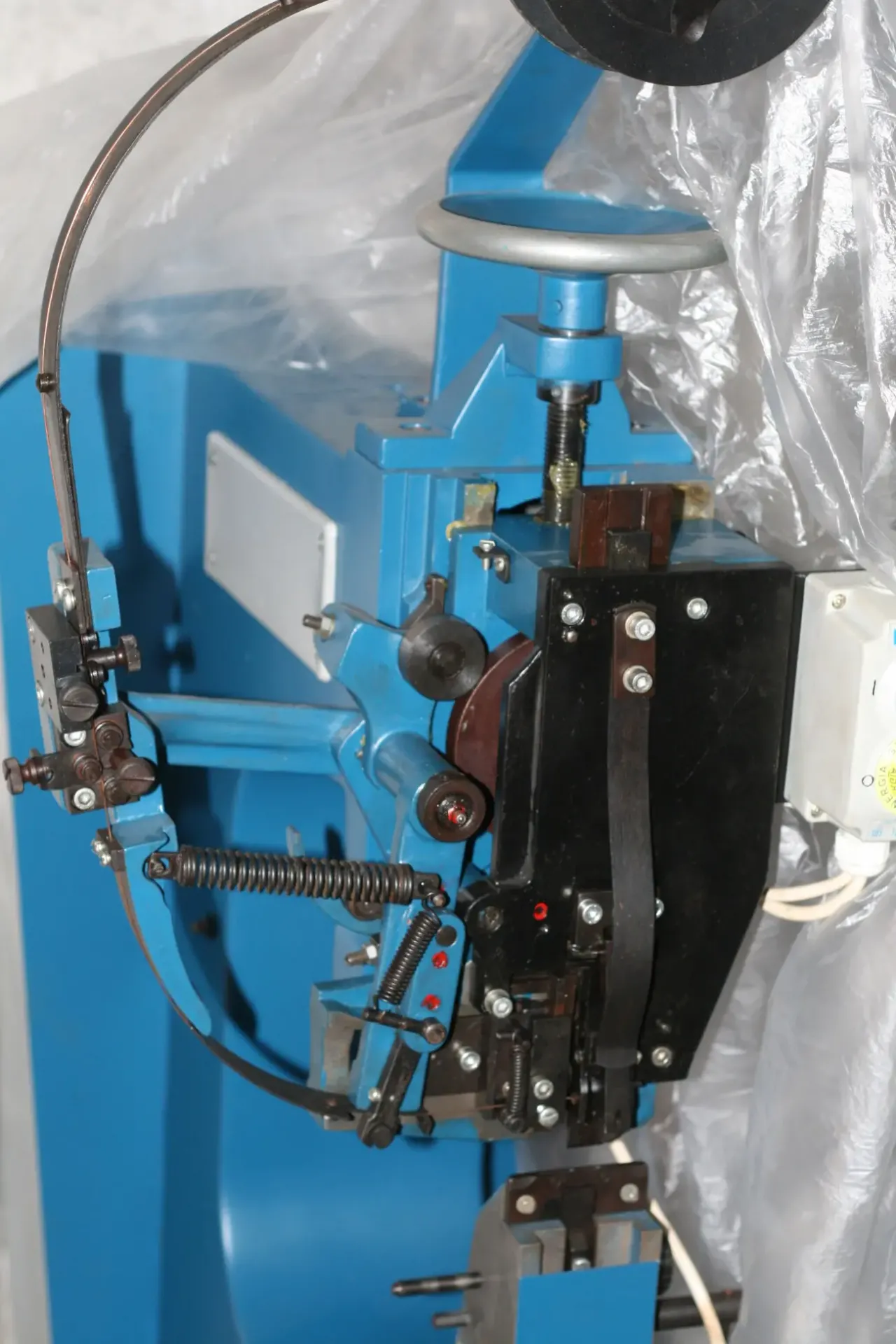 Проволокошвейные машины 