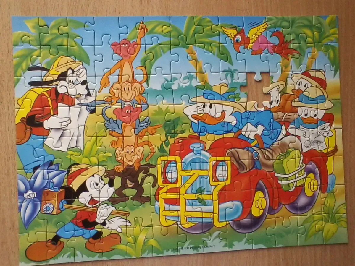 Пазл Гуффи и Микки в джунглях 100 частей (размер:36,2/26,2 см) 2