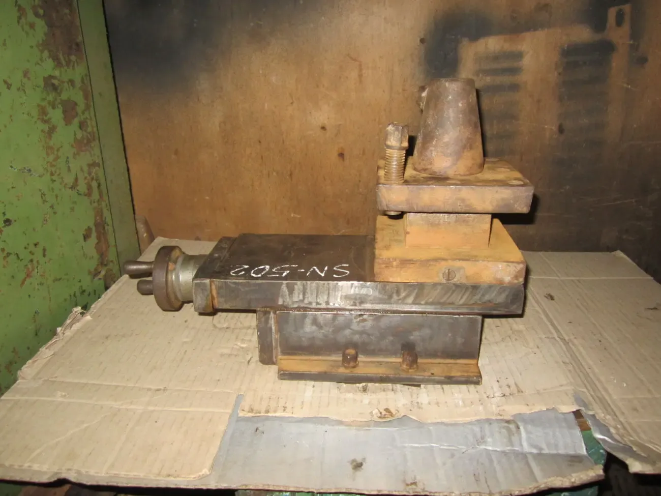 Токарный SN 502 , малая продольная 9