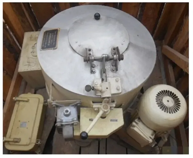 Стиральная машина промышленая на 12кг . 8