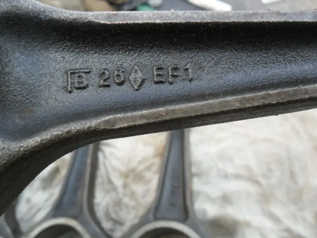 Шатуны Рено 11, 19, 21, двигатель F2N, F3N, оригинал, 1.7л, Renault 5