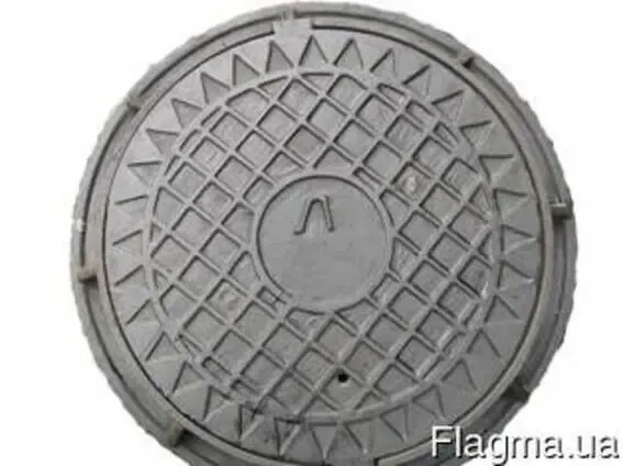 Люк квадратный пластиковый 1т Ø кр.610; осн.680 h-80 2