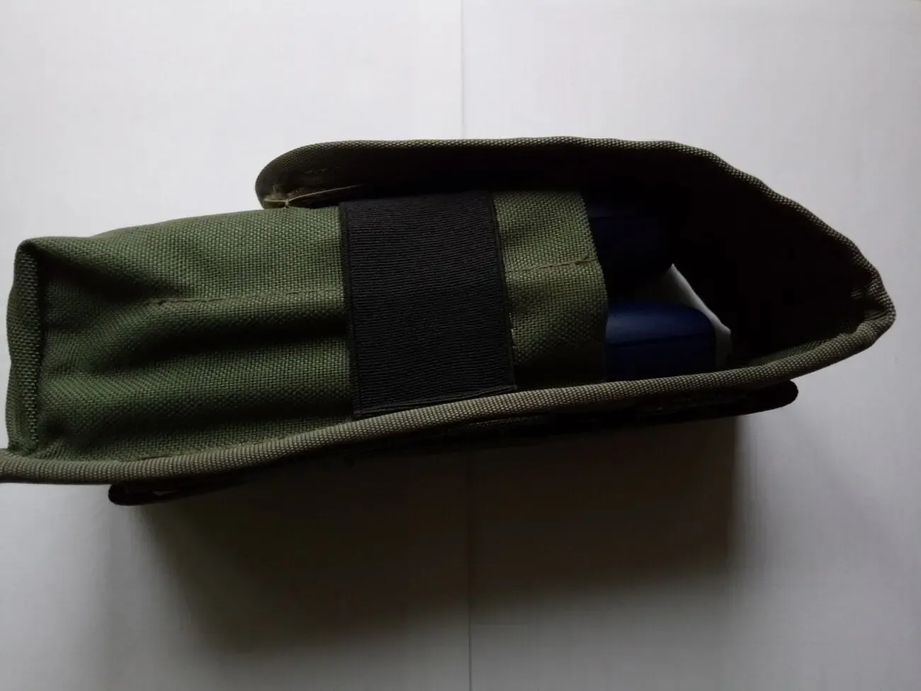 кобура набедренная  универсальная  ,на платформе , на молли 6