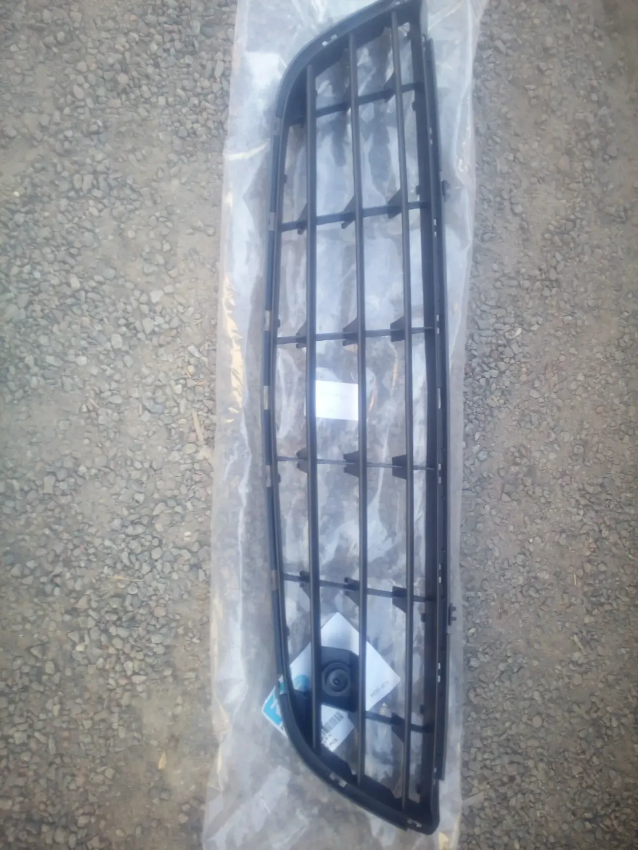 Решетка бампера Opel Corsa D с 07 по 11 года запчасти новые производст 3