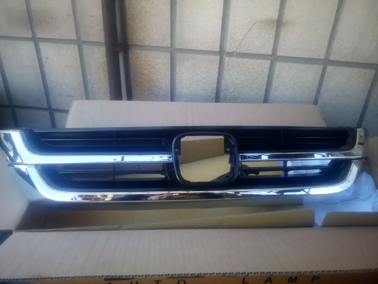 Решетка радиатора Honda CR-V хонда црв решетка с 10 по 12 года запчаст 2